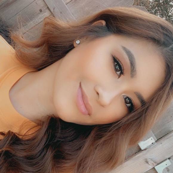 mia_sarah